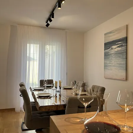 Apartment Apartment Patrik Makarska With Saltwater Pool Makarska