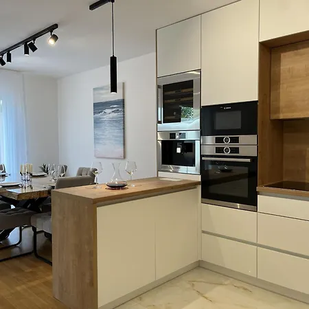 Apartment Patrik Makarska With Saltwater Pool Apartment Makarska